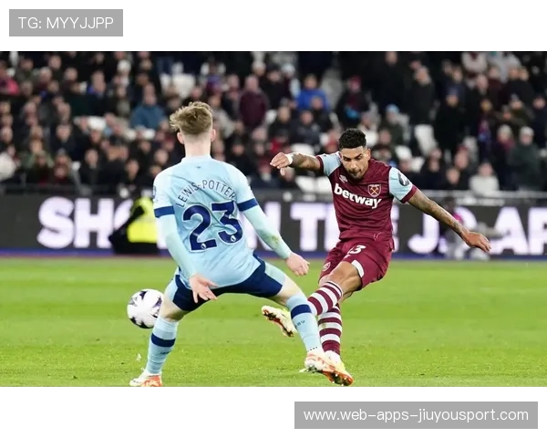 帕尔默点球射入球门右上角,切尔西补时平西汉姆联惊险带走一分 帕尔默点球射入球门右上角,切尔西补时平西汉姆联惊险带走一分