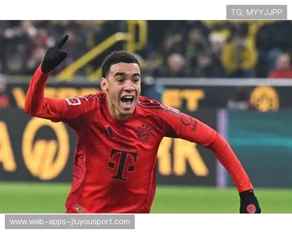 穆西亚拉连过四人突入禁区,冷静分球助攻萨内破门 穆西亚拉连过四人突入禁区,冷静分球助攻萨内破门